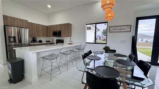 1709 NE 41st ST, Cape Coral, FL 33909