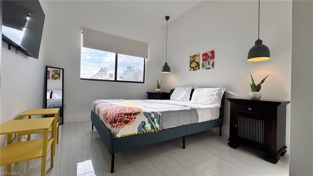 1709 NE 41st ST, Cape Coral, FL 33909