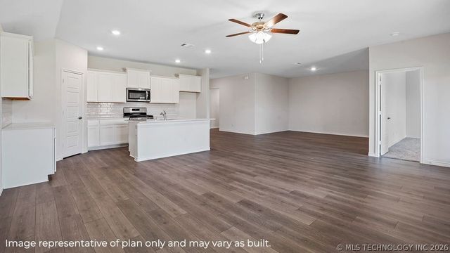 3355 E 154th Street S, Bixby, OK 74008