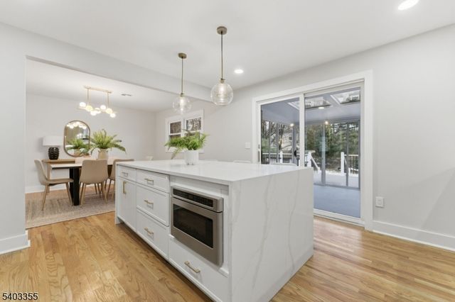 1231 Sunnyfield Ln, Scotch Plains Twp., NJ 07076