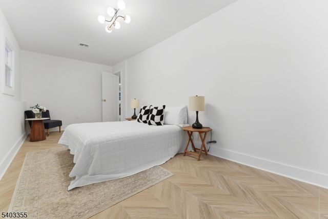 1231 Sunnyfield Ln, Scotch Plains Twp., NJ 07076