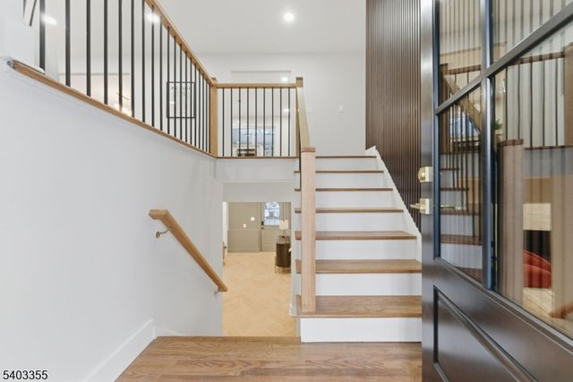 1231 Sunnyfield Ln, Scotch Plains Twp., NJ 07076