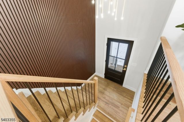 1231 Sunnyfield Ln, Scotch Plains Twp., NJ 07076