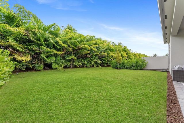 9273 Sunflower Meadow Road, Boca Raton, FL 33434