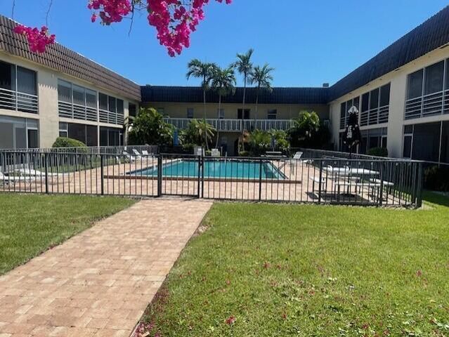 342 Southwind Drive 223, North Palm Beach, FL 33408