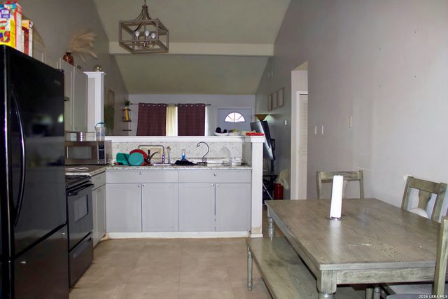 5930 Fairmeade St, San Antonio, TX 78242