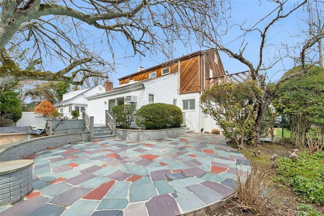 24 Allen Road, Rockville Centre, NY 11570