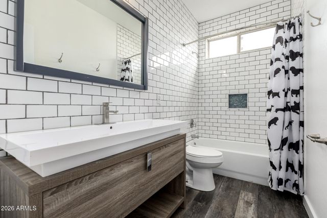 10446 E IRWIN Circle, Mesa, AZ 85209