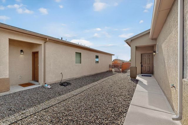 1419 Blue Sky Loop NE, Rio Rancho, NM 87144