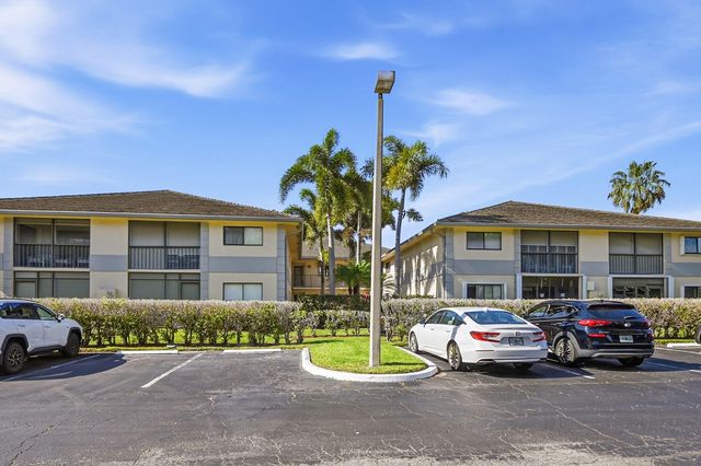 15378 Lakes Of Delray Boulevard 15, Delray Beach, FL 33484