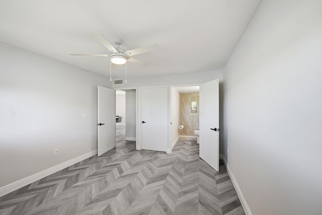 15378 Lakes Of Delray Boulevard 15, Delray Beach, FL 33484