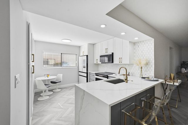 15378 Lakes Of Delray Boulevard 15, Delray Beach, FL 33484