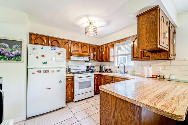 39001 Wade Road, Romulus, MI 48174