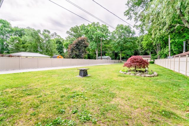 39001 Wade Road, Romulus, MI 48174