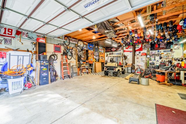 39001 Wade Road, Romulus, MI 48174
