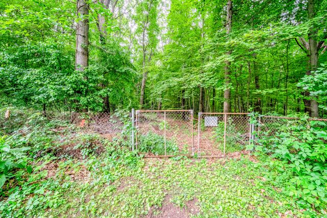 39001 Wade Road, Romulus, MI 48174