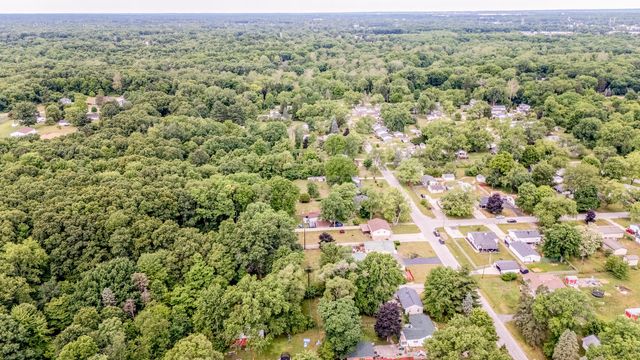 39001 Wade Road, Romulus, MI 48174