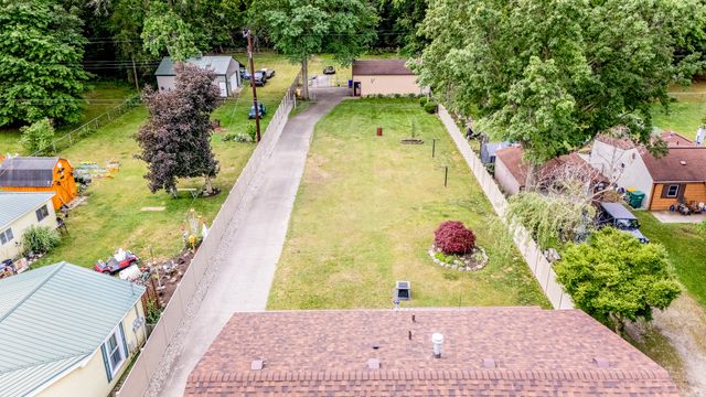 39001 Wade Road, Romulus, MI 48174