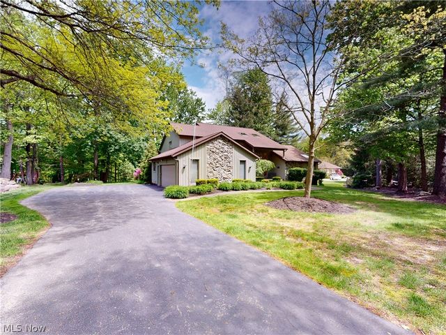 857 Hardwood Court, Mayfield Village, OH 44040
