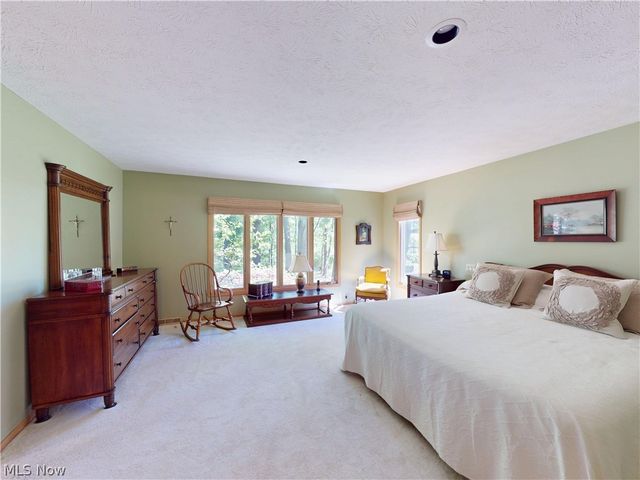 857 Hardwood Court, Mayfield Village, OH 44040