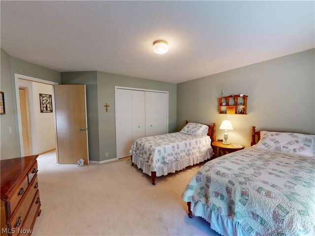 857 Hardwood Court, Mayfield Village, OH 44040