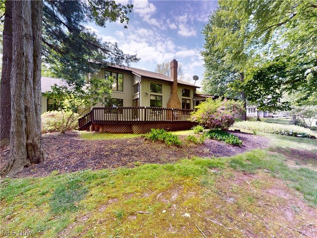 857 Hardwood Court, Mayfield Village, OH 44040