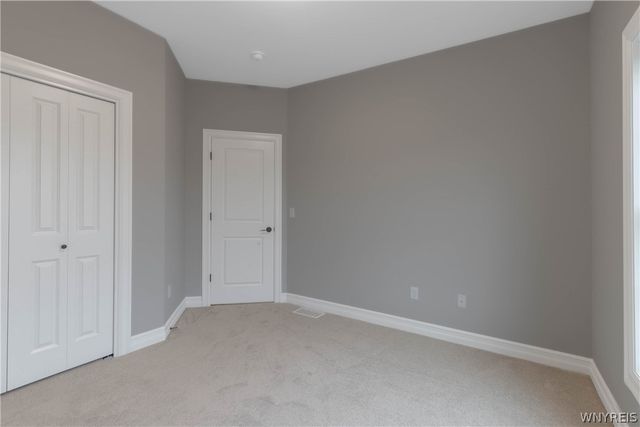 7290 Woodhaven Drive, Lockport Town, NY 14094