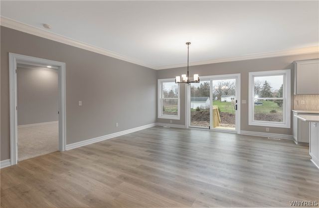 7290 Woodhaven Drive, Lockport Town, NY 14094