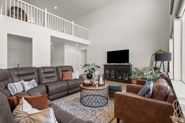 372 W WESTWOOD WAY, Santaquin, UT 84655
