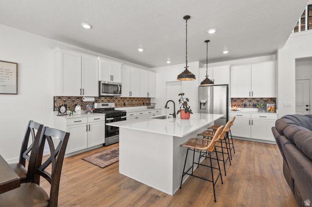 372 W WESTWOOD WAY, Santaquin, UT 84655
