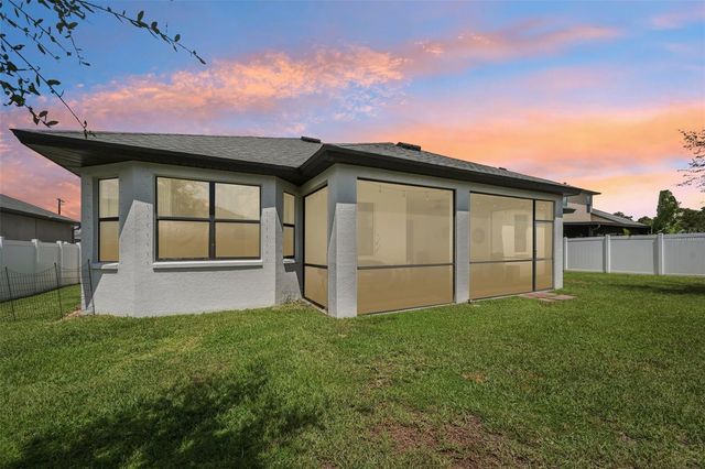 4024 SALIDA DEL SOL DRIVE, Sun City Center, FL 33573