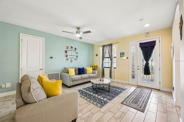 4024 SALIDA DEL SOL DRIVE, Sun City Center, FL 33573
