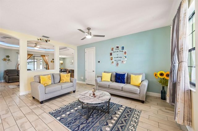 4024 SALIDA DEL SOL DRIVE, Sun City Center, FL 33573
