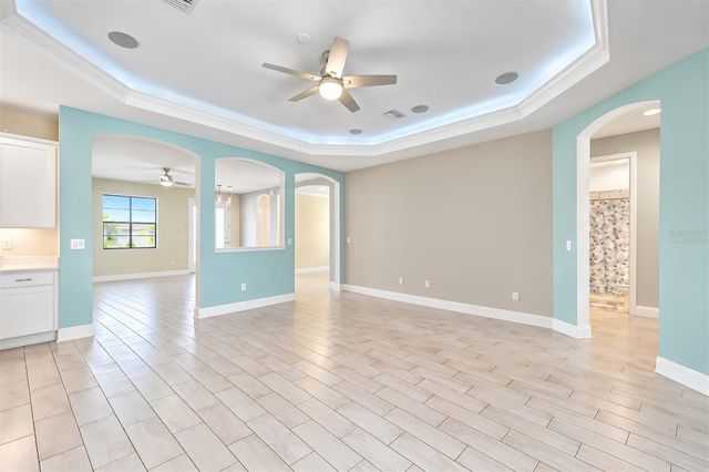 4024 SALIDA DEL SOL DRIVE, Sun City Center, FL 33573