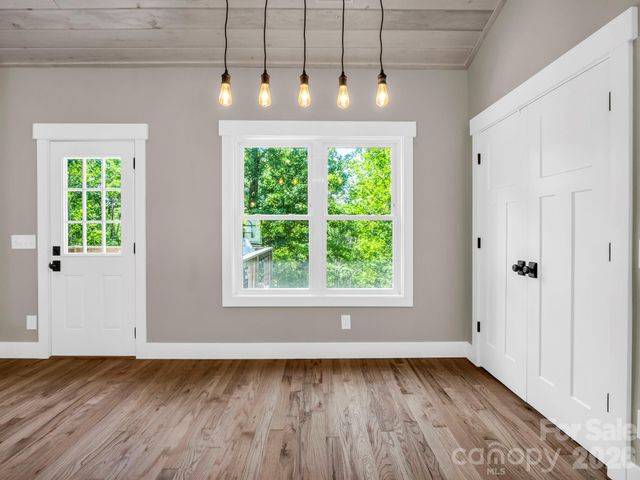 38 Scenic View Drive, Hendersonville, NC 28792