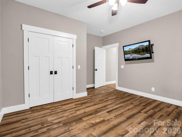 38 Scenic View Drive, Hendersonville, NC 28792