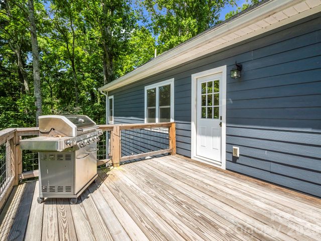 38 Scenic View Drive, Hendersonville, NC 28792