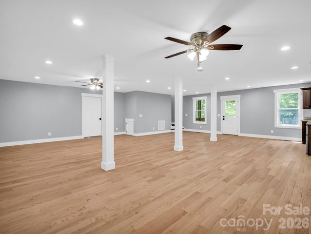 38 Scenic View Drive, Hendersonville, NC 28792