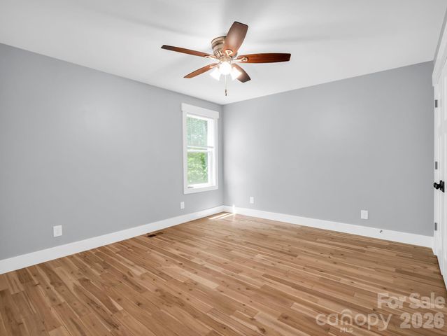 38 Scenic View Drive, Hendersonville, NC 28792