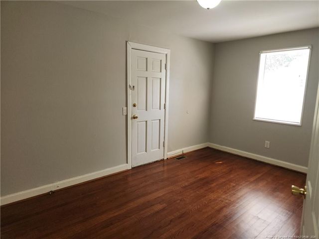 469 McBain Drive, Fayetteville, NC 28303