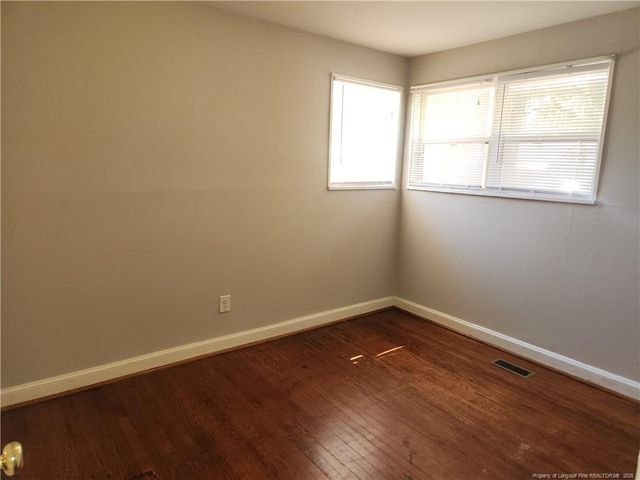 469 McBain Drive, Fayetteville, NC 28303