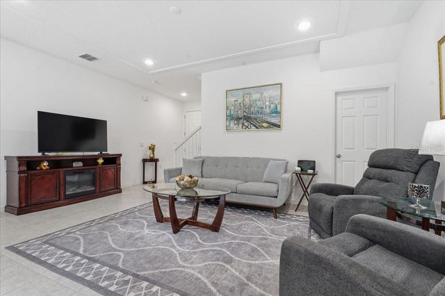 34179 CINDER WAY, Wesley Chapel, FL 33545