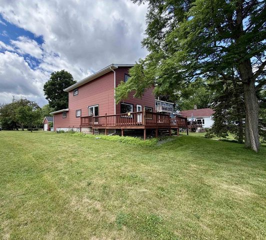 N8183 LAKESHORE DRIVE, Fond Du Lac, WI 54937