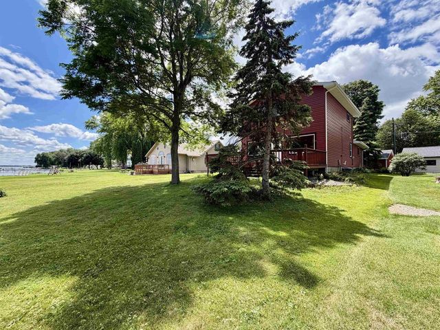 N8183 LAKESHORE DRIVE, Fond Du Lac, WI 54937