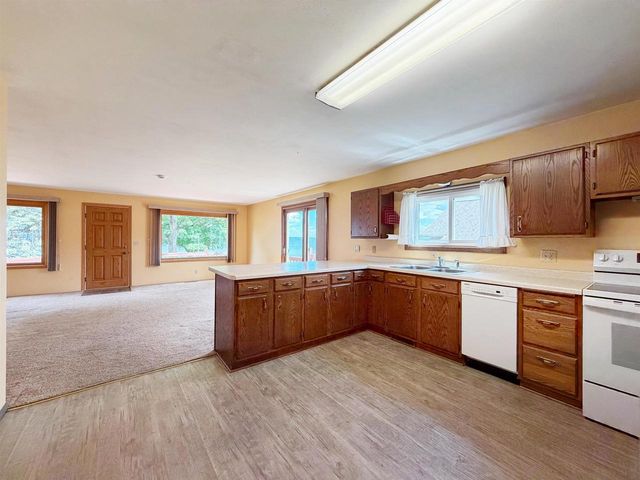 N8183 LAKESHORE DRIVE, Fond Du Lac, WI 54937