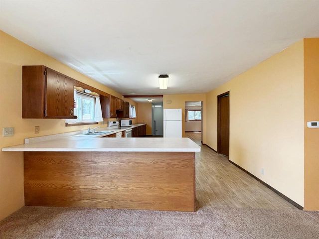 N8183 LAKESHORE DRIVE, Fond Du Lac, WI 54937