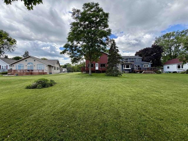 N8183 LAKESHORE DRIVE, Fond Du Lac, WI 54937