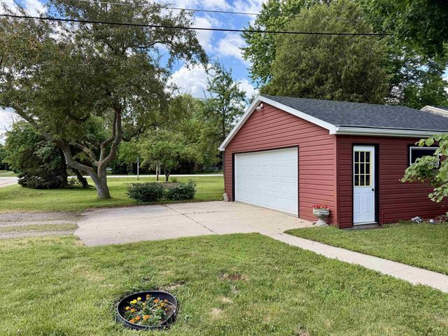 N8183 LAKESHORE DRIVE, Fond Du Lac, WI 54937