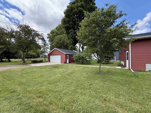 N8183 LAKESHORE DRIVE, Fond Du Lac, WI 54937