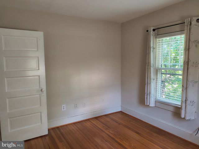 3 HIGH ST, Brookeville, MD 20833